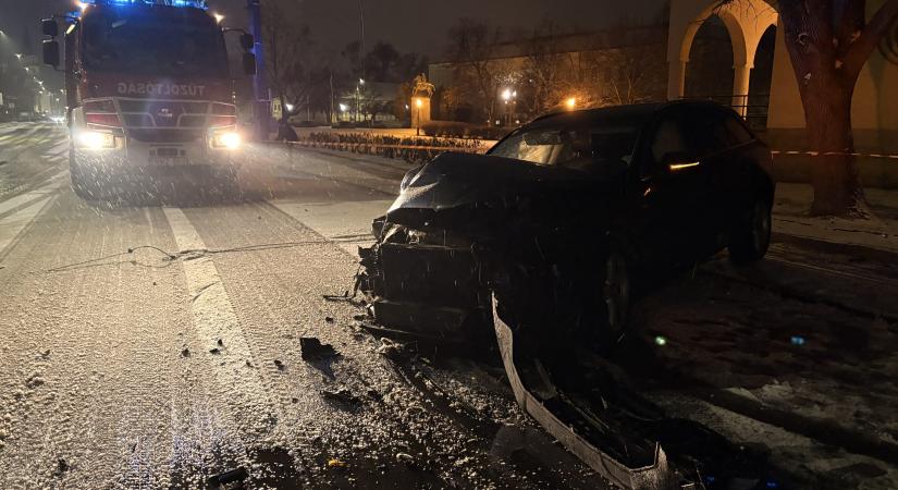 Négy baleset is volt a környéken az elmúlt órákban