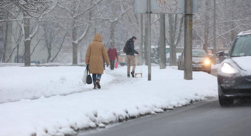 Vihar előtti csend: brutális hóesést jósolnak kedd délutánra!