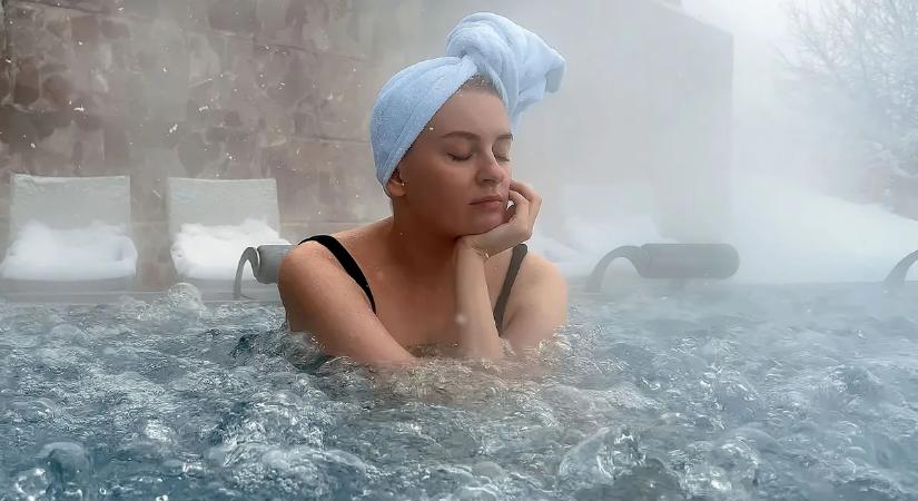 Az év eleji áremelés helyett jelentősen csökkenti árait egy hazai termálfürdő