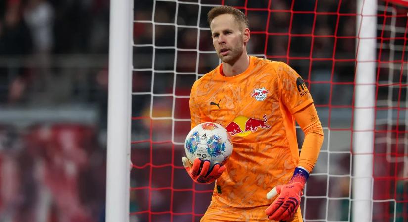 Milliókat bukhat a Lipcse Gulácsi Péter miatt: megszólalt a magyar kapus sorsáról a sportigazgató