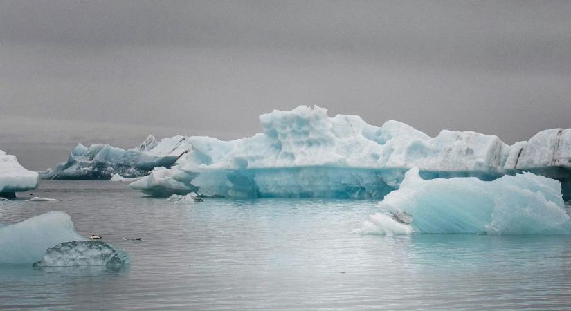 Kilenc év után újra befagyhat a Balaton? Mutatjuk, mikor életveszélyes – és mikor lehet belőle korcsolyás álom