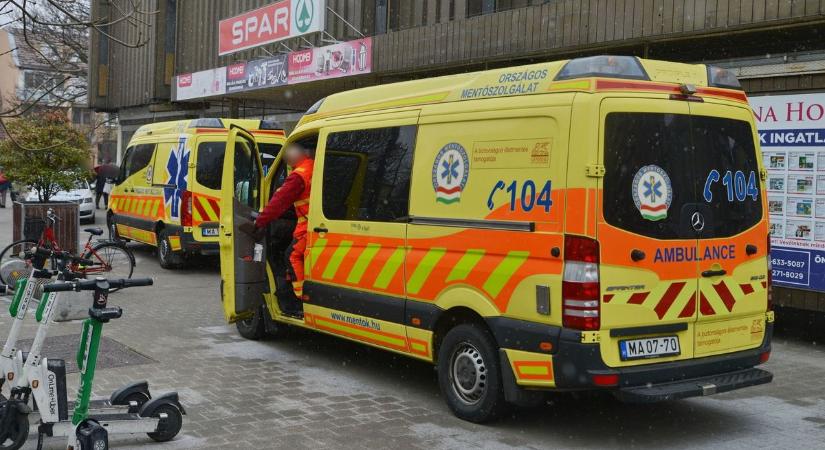 Meghalt egy férfi az áruházban