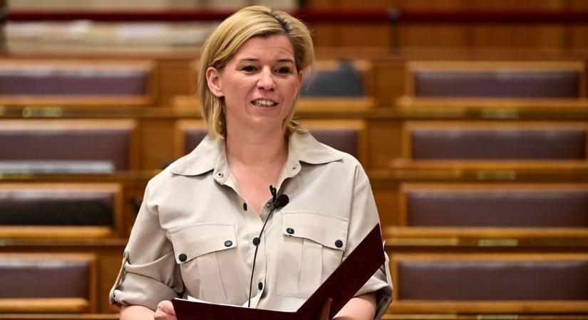 Fordul a kocka: hatalmas összeg ütheti a tanárok markát — a különleges tantárgyakat oktató tanárok extra támogatásban is részesülnek