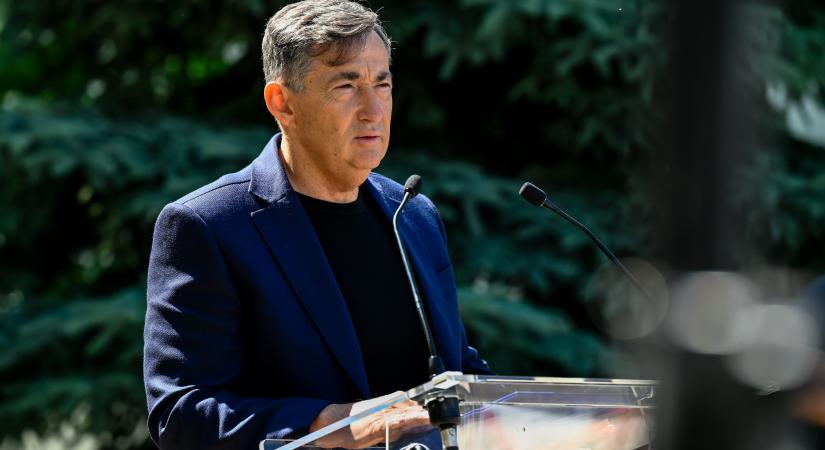 Nyoma veszett Mészáros Lőrinc magángépének a Csendes-óceán felett