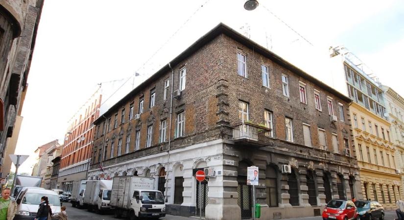 Már ellenőrzik a lakásokat Terézvárosban az Airbnb-tiltás miatt