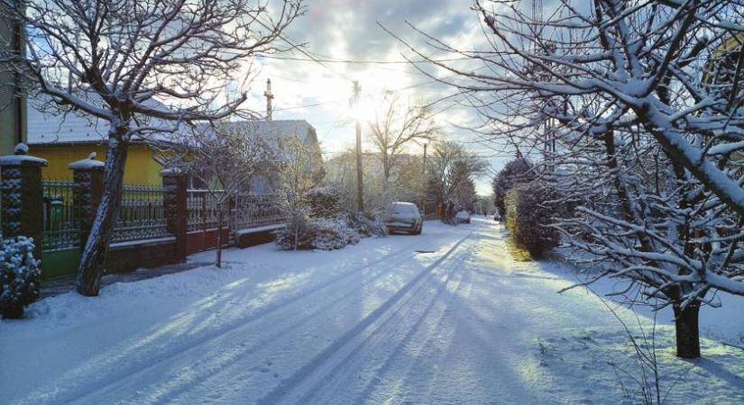 Kinek a felelőssége elkotorni a havat és ki fizet baleset esetén? Ezt mondja a törvény