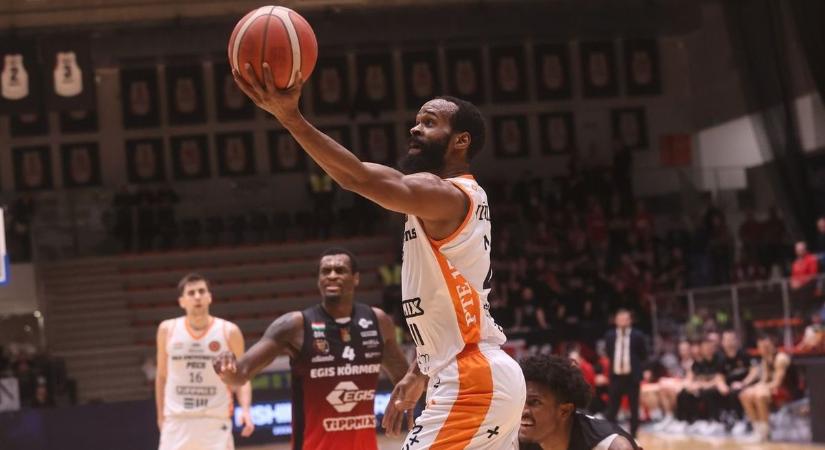 Egy hónap után távozik a pécsi csapat légiósa