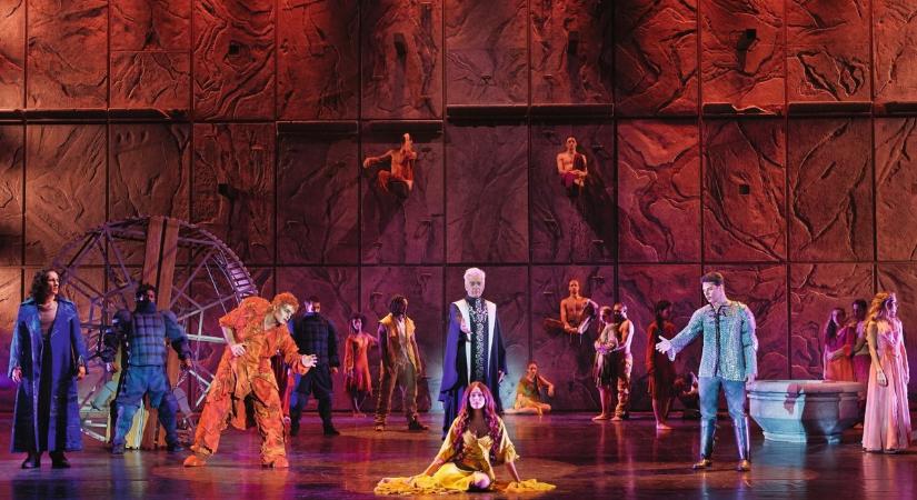 Nagyot dobban a musicalrajongók szíve: először Magyarországon a legendás Notre-Dame de Paris