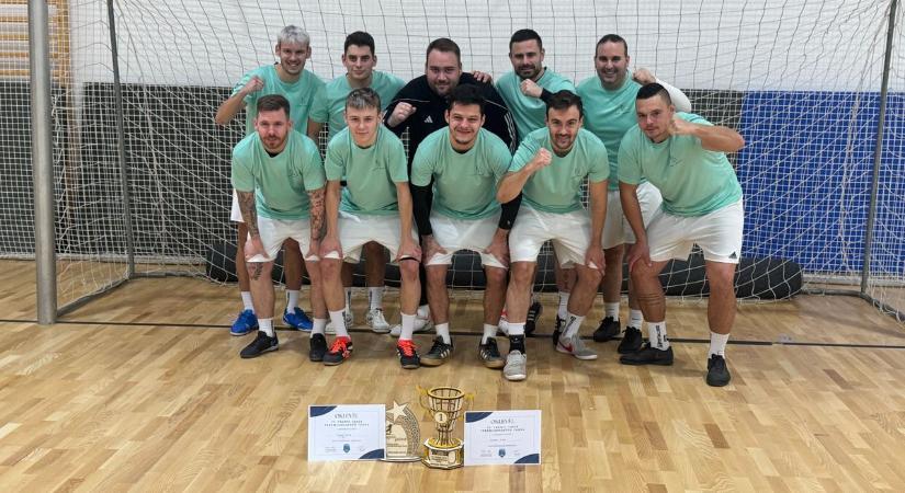 Büntetőrúgások döntöttek, a Random Bistro örülhetett a végén