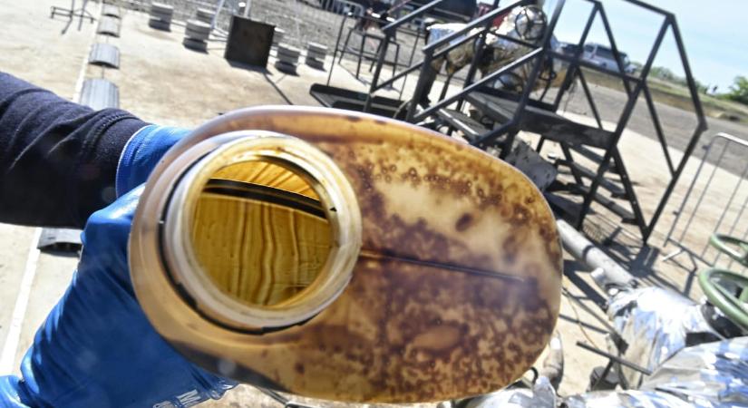 Tizenöt hónap után először lett mínuszos a magyar külkereskedelem