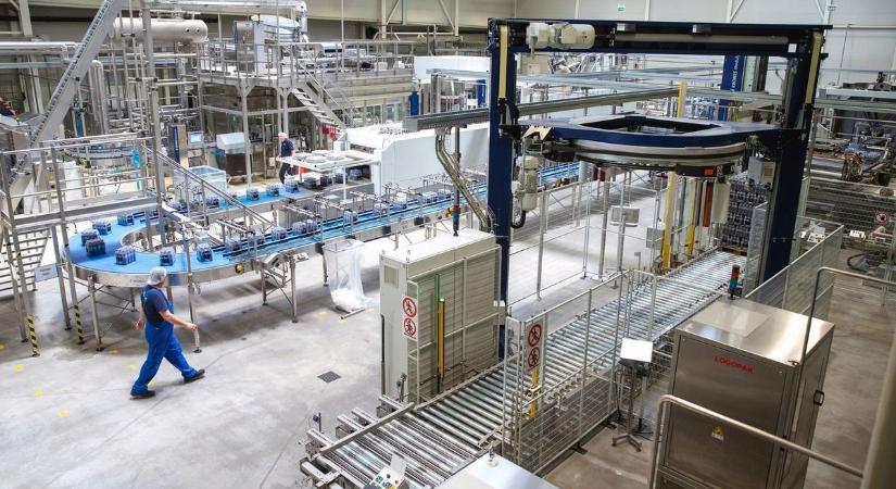 Repülőrajt újratöltve: egy év csúszással, de végre felszállhat a magyarok gépe – így látják az elemzők 2026-ot