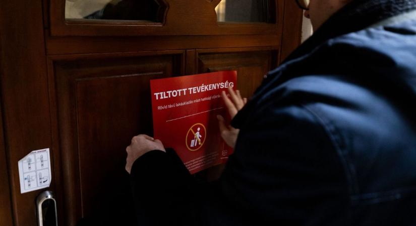 Nem mindenkit tartott vissza az Airbnb-tilalom: a rendőrségnek kellett kivonulnia Terézvárosban