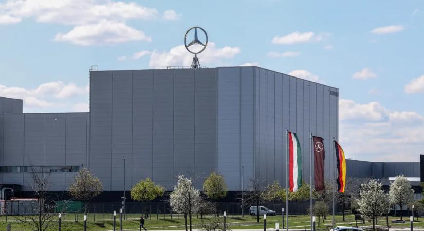 Magyarországra hozza a Mercedes az A-osztály gyártását