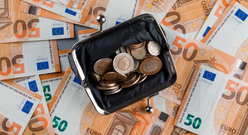 Borús kilátások: A szlovákiai polgárok több mint fele pénzügyi helyzetének romlásától tart 2026-ban