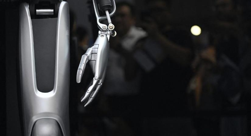 Hátborzongató: megnyílt az első, teljesen AI-vezérelt szálloda Las Vegasban