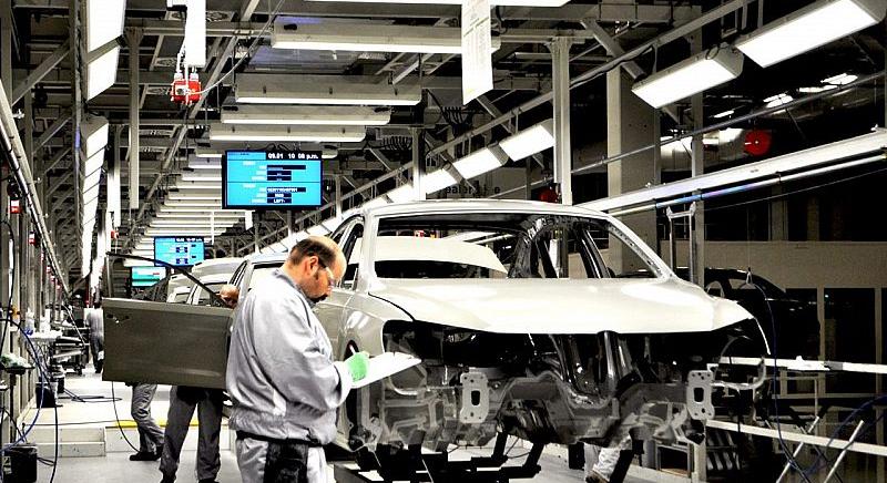 Félmilliónál is több autót hív vissza a Volkswagen