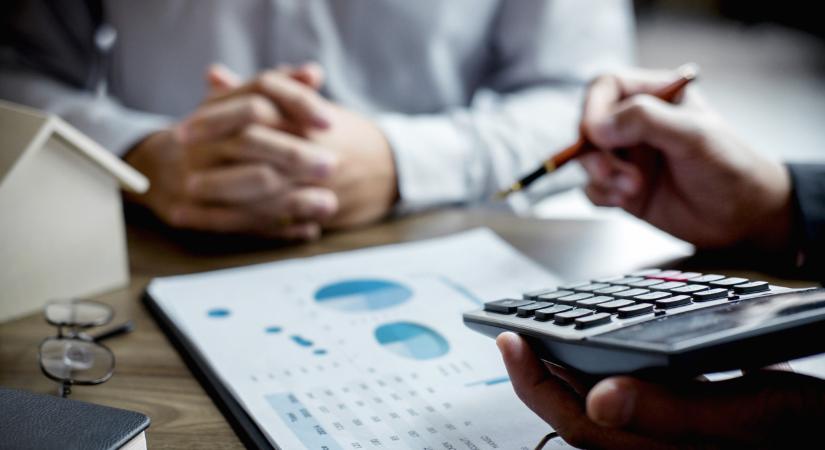 Itt az Otthon Start hatás: soha ennyi lakáshitelt nem vettek még fel a magyarok, mikor jön el ennek a böjtje?