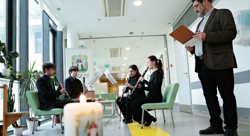 Mostantól nemcsak a test, de a lélek is gyógyulhat a szegedi klinikán – galériával