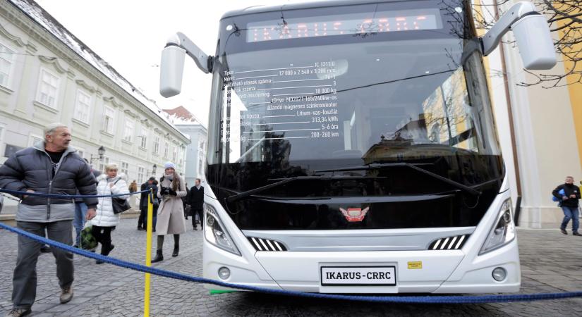 Erős, gyors és energiatakarékos lesz az új, fehérvári Ikarus busz
