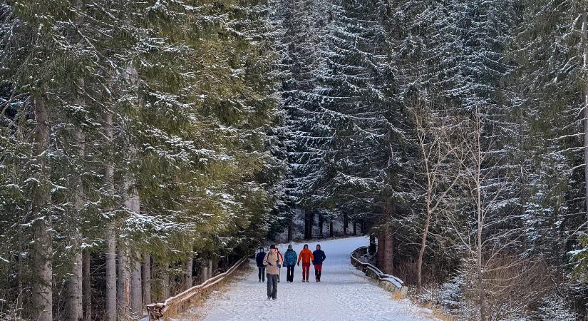 Aktuális hóhelyzet: a méteres hó elmaradt, de így is figyelni kell az utakon