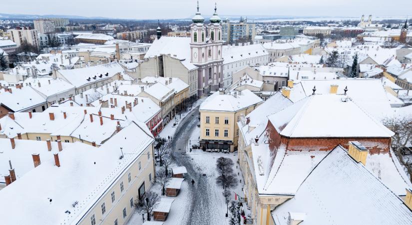 Nincs elzárt település vagy lezárt út a havazás miatt