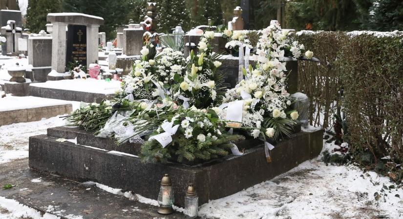 Fény volt ebben a sötét világban – Utolsó útjára kísérték Horváth Nikolettát - fotók