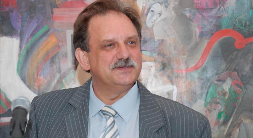 Debreceni újságíró a kultúra lovagja