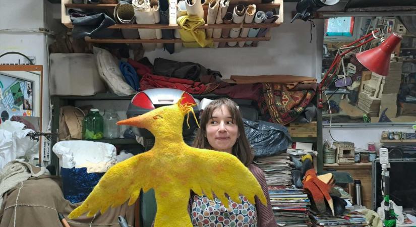 Mosás, gyúrás, szárítás, avagy hogyan lesz a gyapjúból csinos kalap?