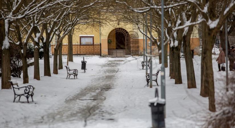 Több hullámban támad a tél