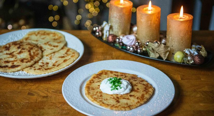 Serpenyős túrós lepény