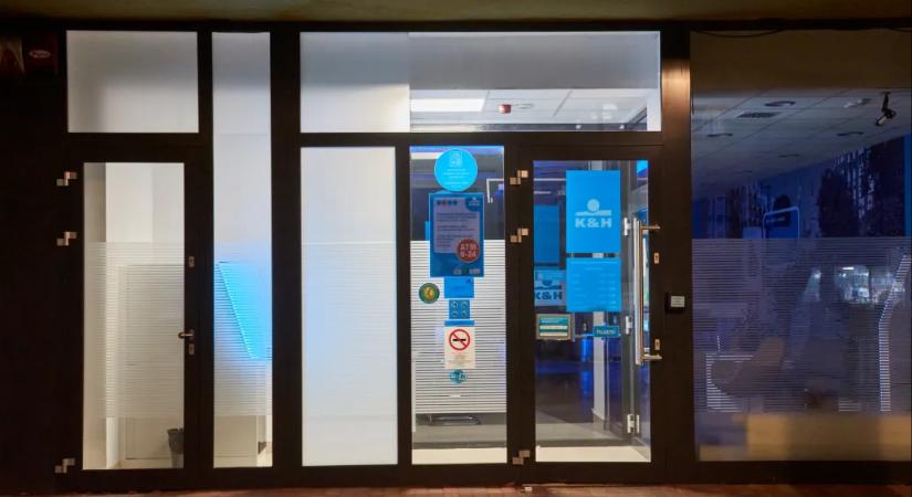 A szokásosnál jóval több pénzt vontak le a törlesztővel a számlájáról, és a tranzakciók között se látszott, mi történt