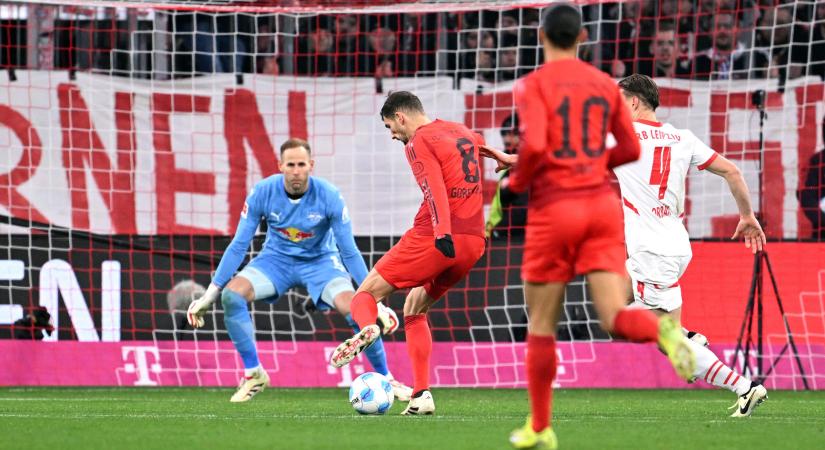 Flick egy Bayern-játékost vinne Barcelonába