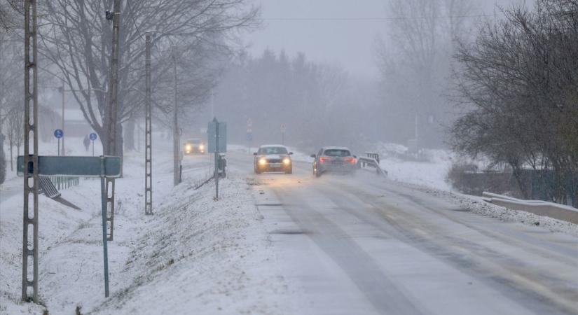 Újabb baleset Zalában, félpályás útlezárás!