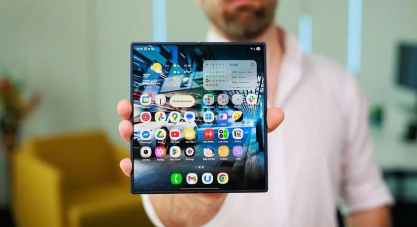 A Samsung gyűrődésmentes hajlítható kijelzőt villantott az idei CES expón