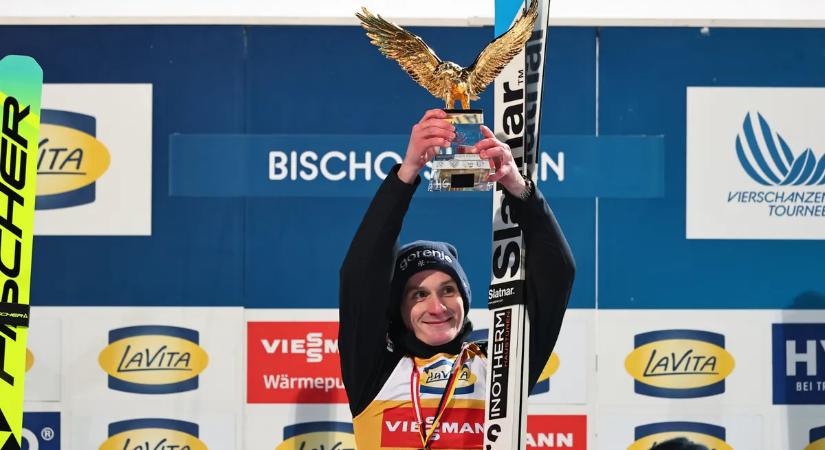 Négysáncverseny: Domen Prevc óriási fölénnyel nyerte meg az összetettet