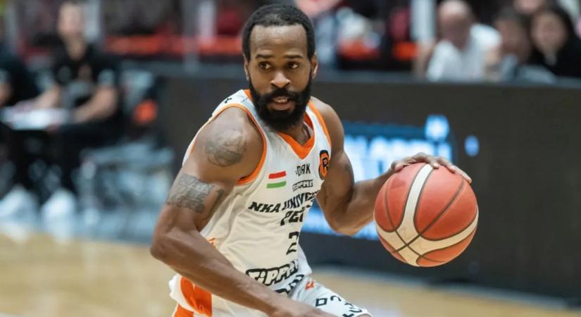 Férfi kosár: családi okok miatt távozik az egy hónapja igazolt légiós Pécsről