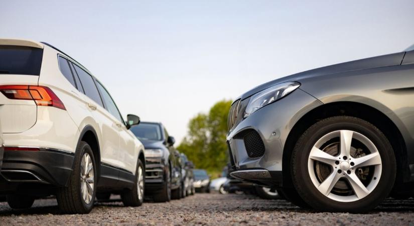 Egy szabálytalan parkolás miatt robbant ki a vita, a helyiek nem hagyták szó nélkül