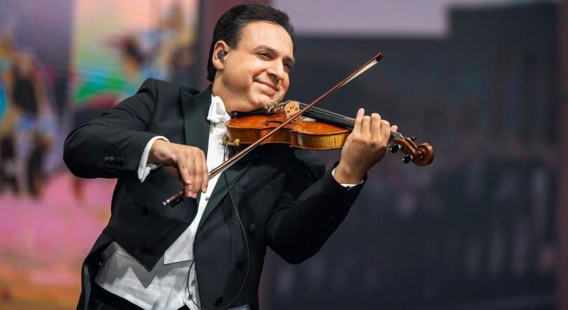 Mága Zoltán oxigénterápiás készüléket adományozott a kaposvári kórház gyermekosztályának