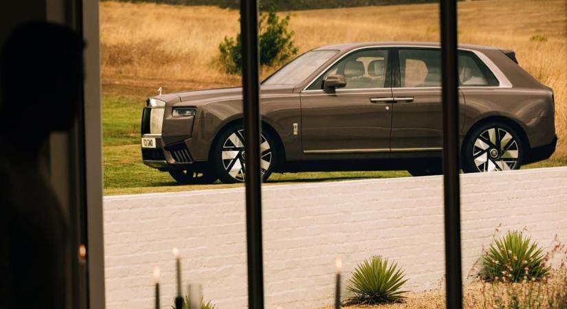 A Rolls-Royce vezére szerint a gazdag vevőiket egyelőre nem érdeklik a villanyautók
