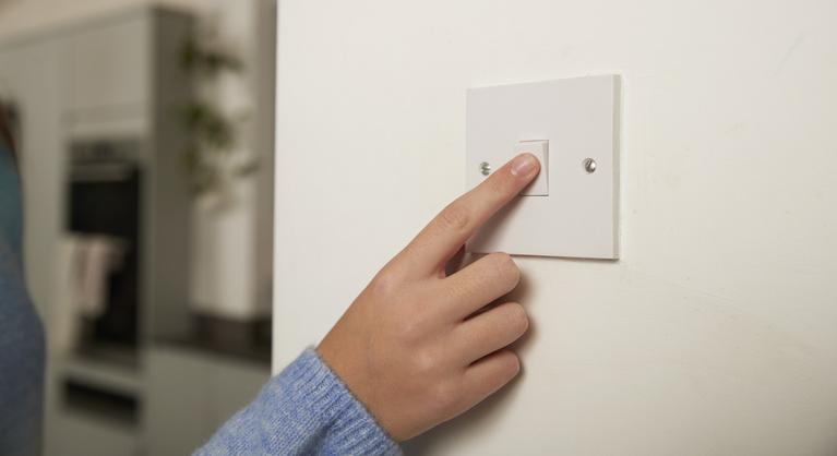 Senkinél nem kapcsolja ki az áram- és gázszolgáltatást januárban az MVM