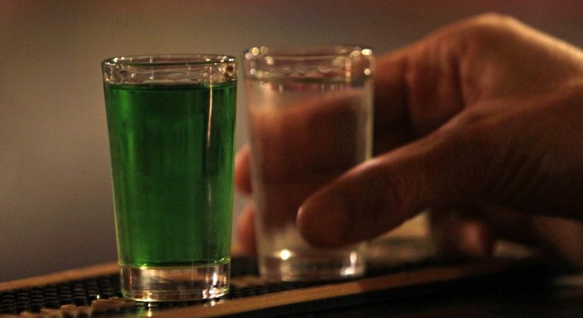 Egy nő vert meg egy férfit, de könyörtelenül