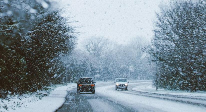 Megbénította az időjárás Európát: mínusz 40 fok, lezárt iskolák és törölt járatok szinte mindenhol