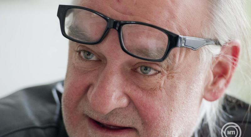 Elhunyt Tarr Béla – egy rendkívüli alkotói pálya véget ért