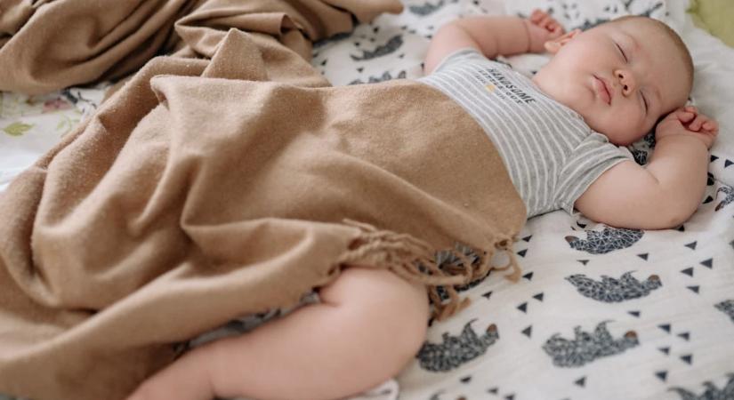 13 babatápszert hívnak vissza mikrobiológiai problémák miatt