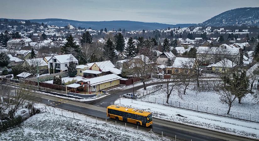 Késnek vagy kimaradnak a Volán-járatok