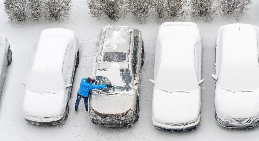 Lehet kapaszkodni, mert nincs vége – újabb havazás érkezik estére