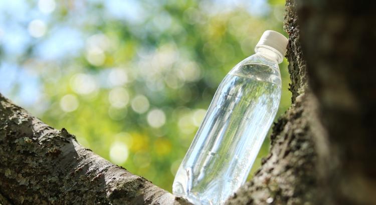 Hulladékból hasznos alapanyaggá válhat a PET-palack