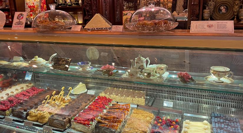 Egymással versengő csokoládés csodák, Dobos vagy Sacher?