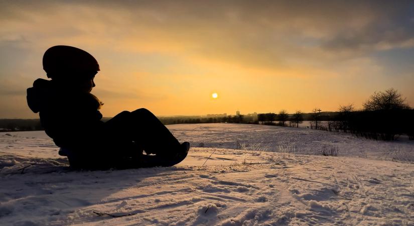 Marad a fagy az egész országban