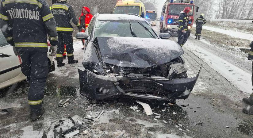 Sokszor riasztották a tűzoltókat a havazás miatt